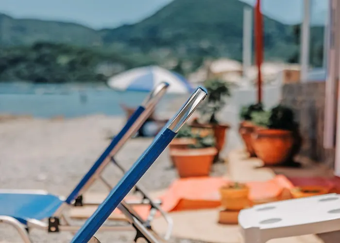 Elena Beach Apartment